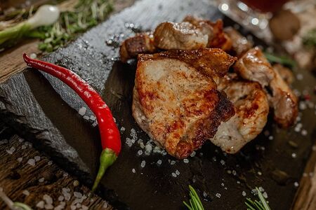 Шашлык из cвинoй корейки