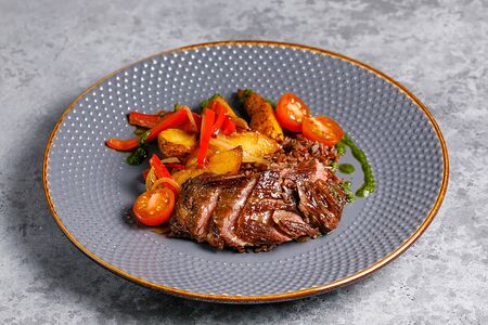 Стейк Сальтадо