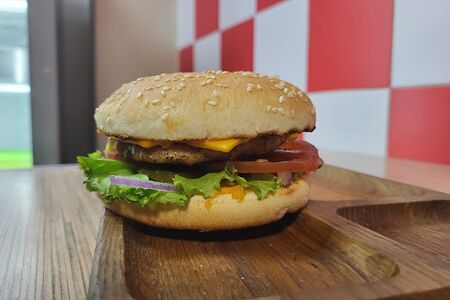 Бургер с куриным филе