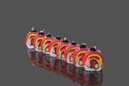 Ролл с тунцом Yellowfin (Шри-Ланка)