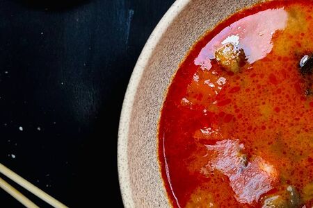 Том ям с курицей