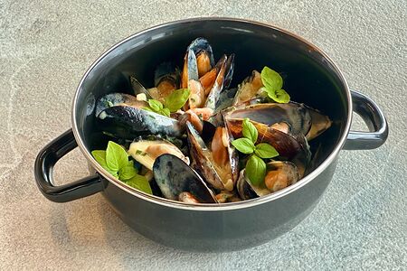 Мидии в сливочном соусе