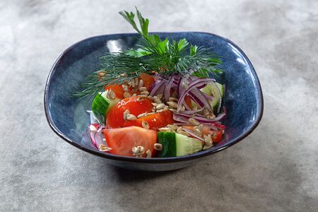 Салат Домашний с семечками