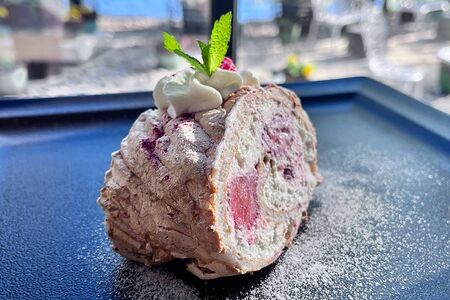 Меренговый рулет