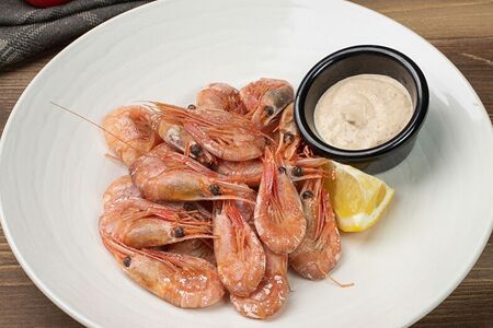 Креветки отварные к пиву