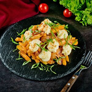 Запеченный картофель с беконом под сыром