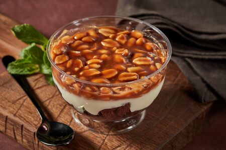 Карамельно-ореховый