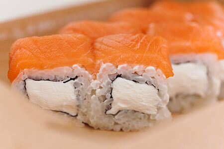 Филадельфия с копченым лососем