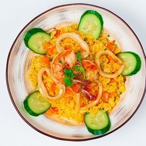 Жареный рис с морепродуктами