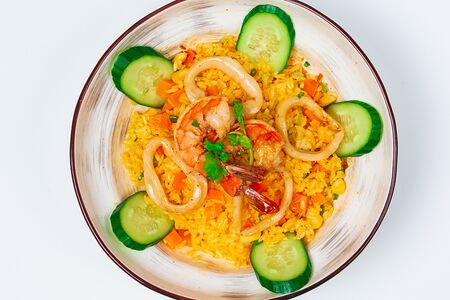Жареный рис с морепродуктами