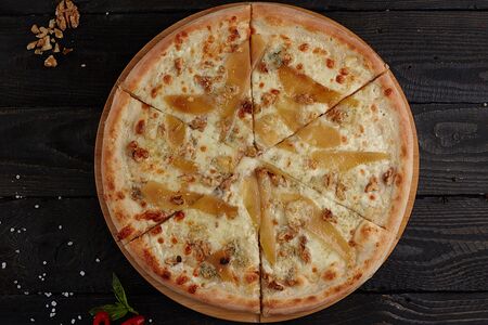 Пицца Груша-дорблю