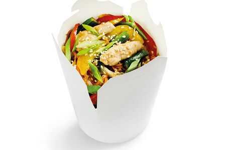 Wok Удон с цыпленком в сеульском соусе
