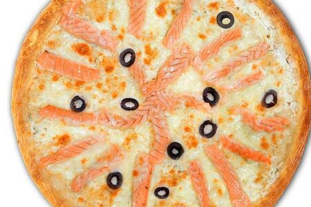 Пицца с лососем большая