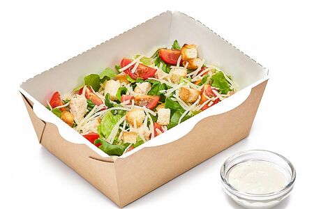 Салат Цезарь с курицей