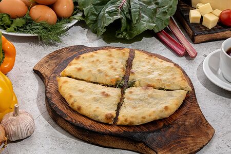 Пирог со свекольной ботвой