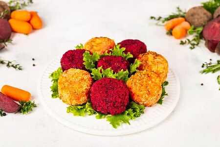 Биточки свекольные и морковные