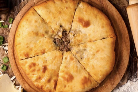 Кубдари со свининой и говядиной