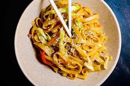 Вок со свининой XL