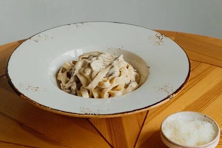 Паста с грибами в сливочном соусе