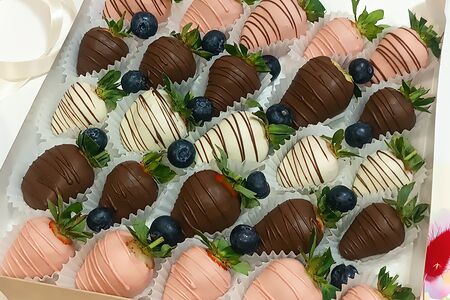 Клубника в шоколаде Callebaut №133