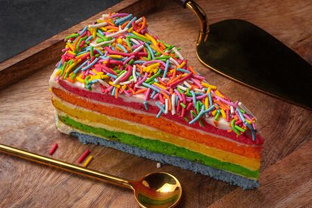 Торт Радужный