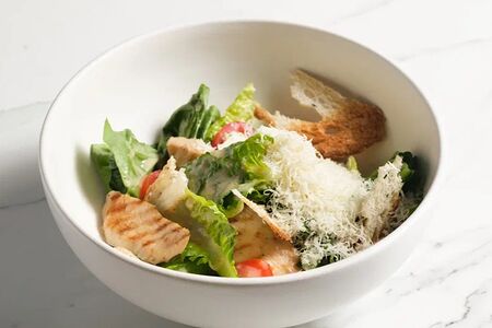 Цезарь с курицей