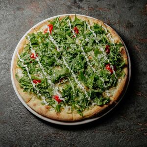 Пицца с рукколой