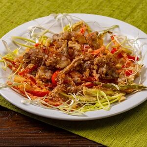 Овощи и свиные ушки