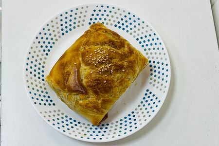 Самса из говядины слоёное тесто