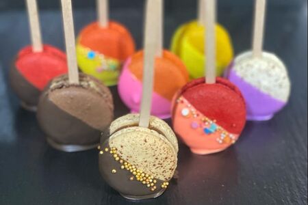 Макарунс на палочке