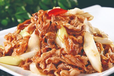 1049. Жареная баранина с луком