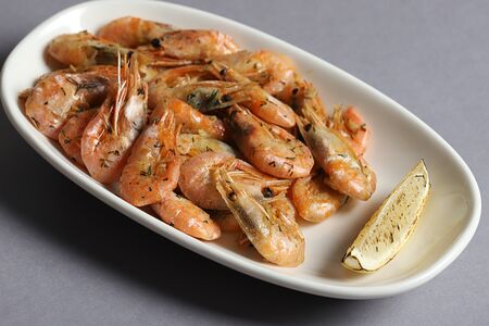 Креветки варёные