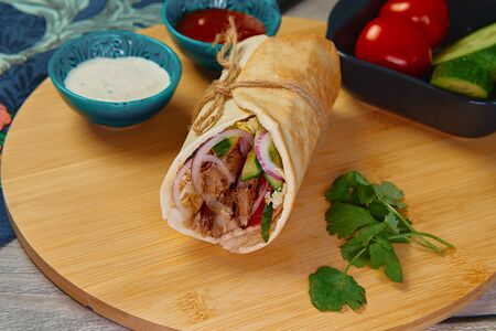 Шаверма из свинины в пите