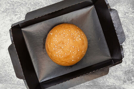 Булочка кунжутная