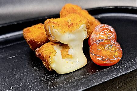 Камамбер в панировке