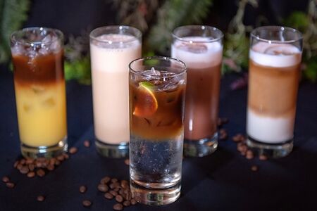 Холодный кофе Эспрессо-тоник