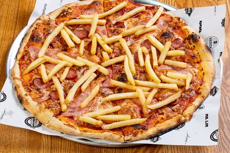 Пицца с сосисками и картофелем фри new