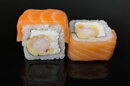 Ролл Филадельфия с креветкой темпура