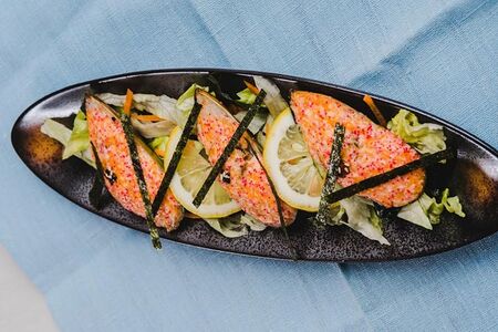 Запеченные мидии под сырным соусом