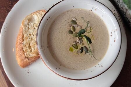 Грибной крем-суп с трюфельным маслом