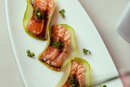 Лосось татаки-сифуд