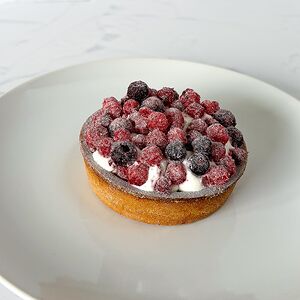 Тарталетка ягодная со смородиной