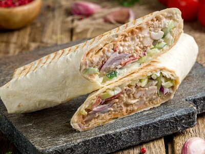 Шаверма классическая на углях с курицей