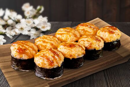 Запеченный ролл Осака