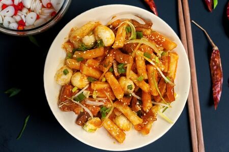 Рисовые палочки Токпокки