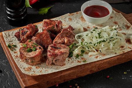 Шашлык из cвинoй шеи