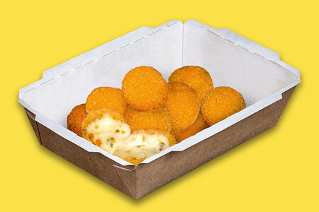 Шарики с моцареллой и халапеньо