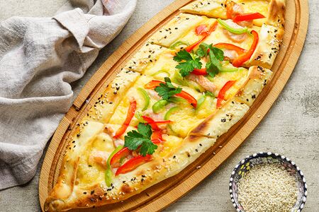 Пиде с лососем