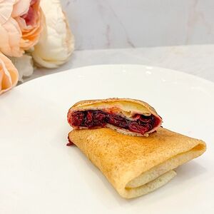 Блины с вишней