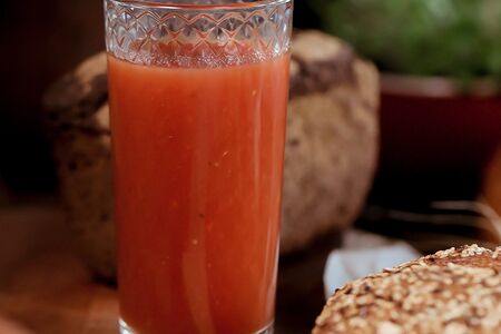 Томатный сок с укропом